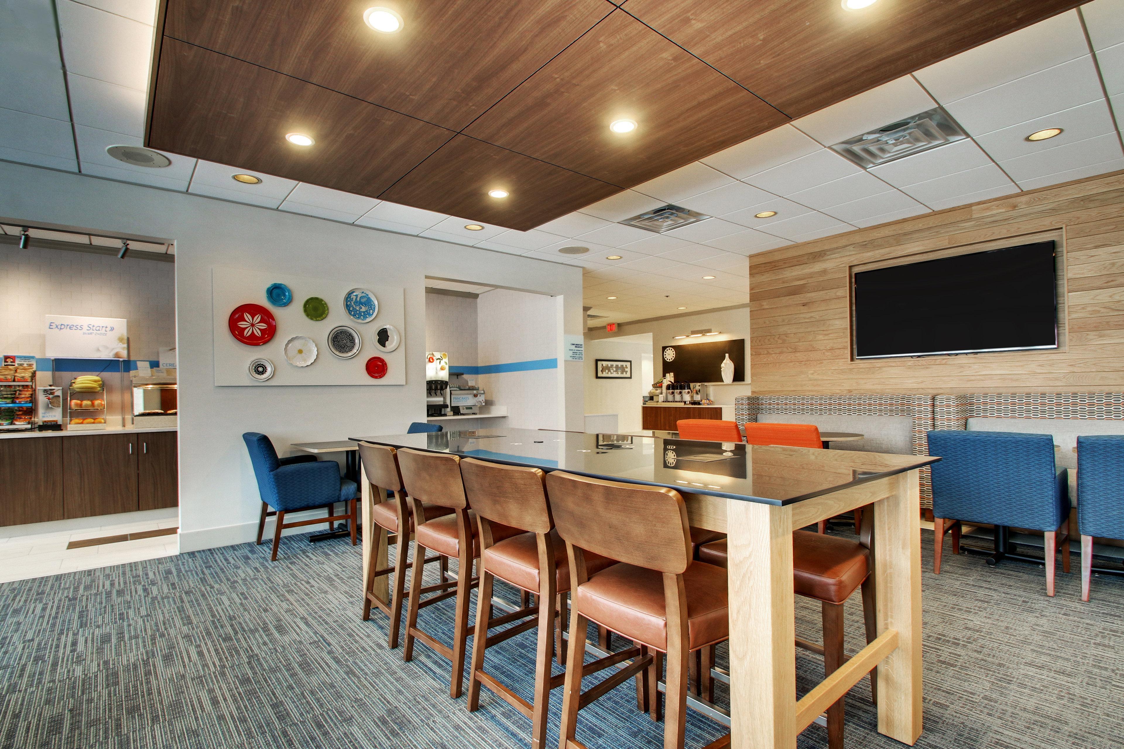 Holiday Inn Express Poughkeepsie By Ihg Экстерьер фото