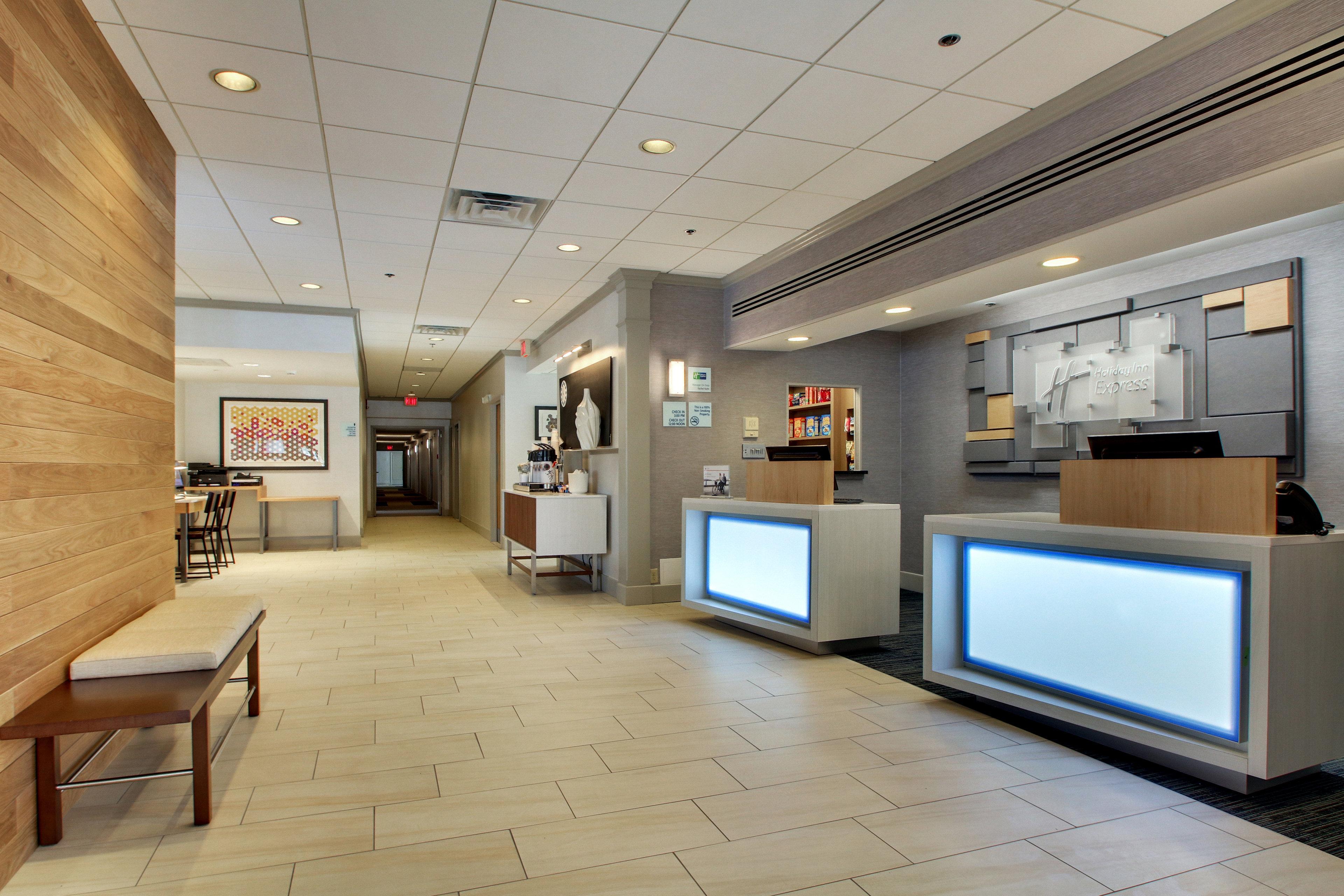 Holiday Inn Express Poughkeepsie By Ihg Экстерьер фото