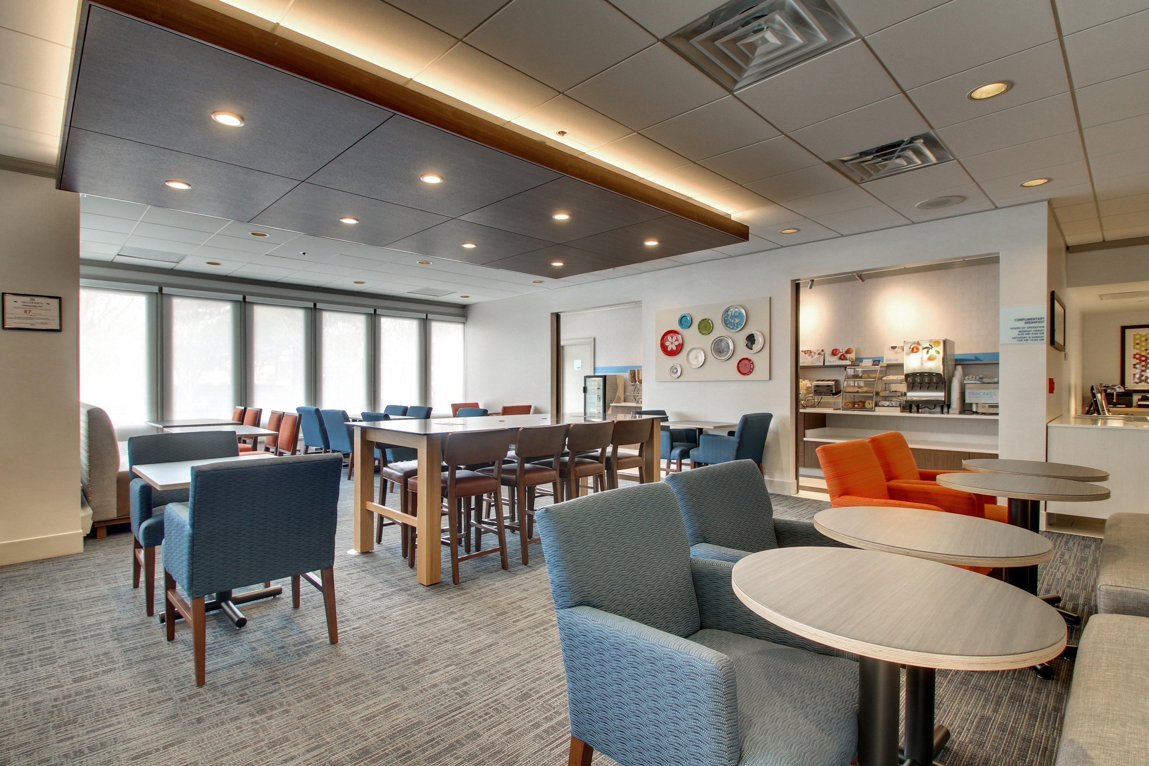 Holiday Inn Express Poughkeepsie By Ihg Экстерьер фото