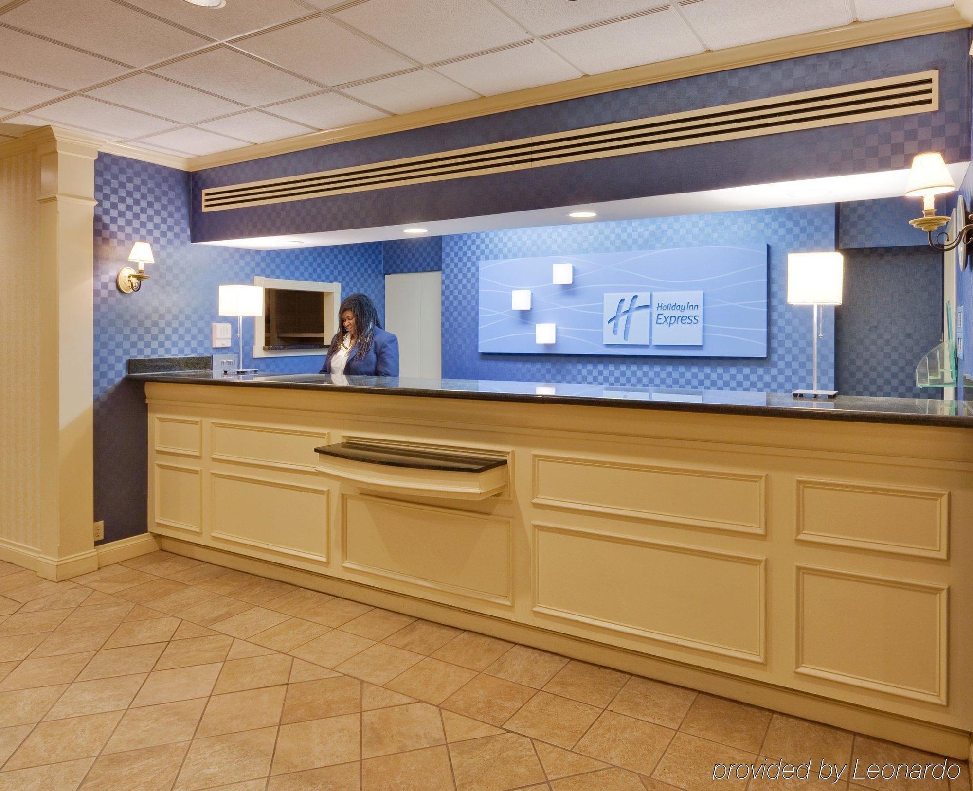 Holiday Inn Express Poughkeepsie By Ihg Экстерьер фото