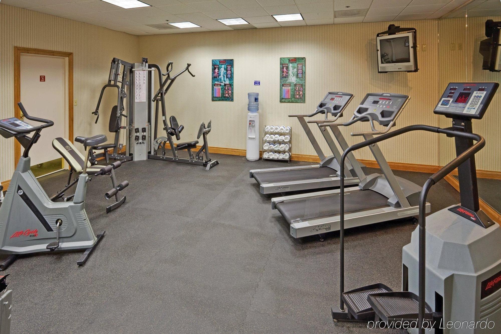Holiday Inn Express Poughkeepsie By Ihg Экстерьер фото