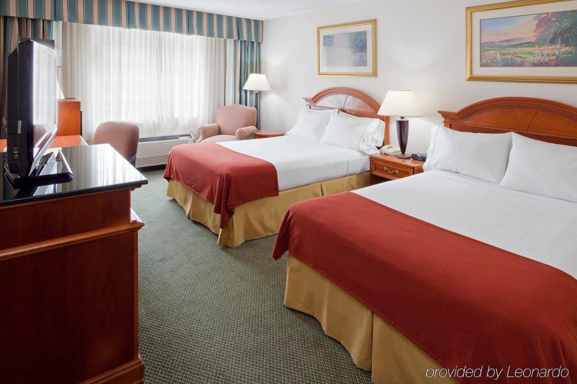 Holiday Inn Express Poughkeepsie By Ihg Экстерьер фото