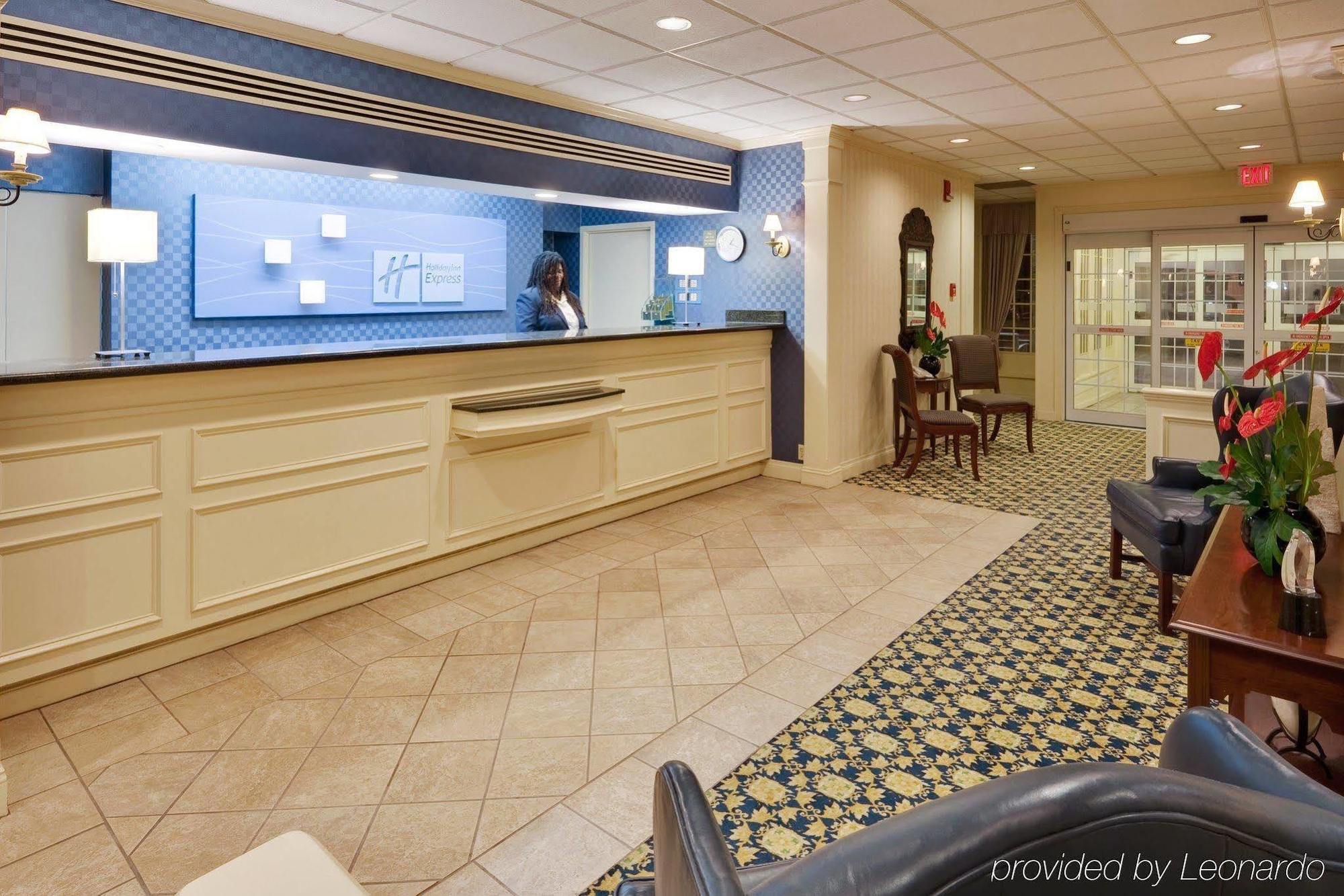 Holiday Inn Express Poughkeepsie By Ihg Экстерьер фото
