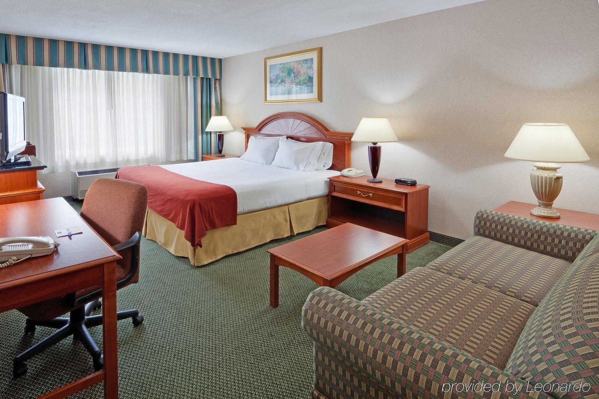 Holiday Inn Express Poughkeepsie By Ihg Экстерьер фото
